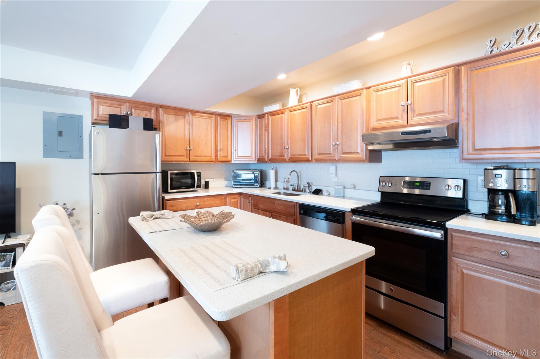 50 West Street Unit: A1G