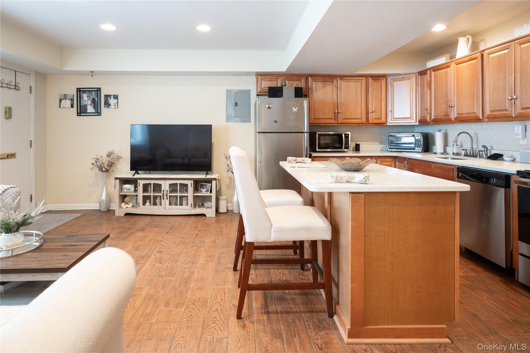 50 West Street Unit: A1G