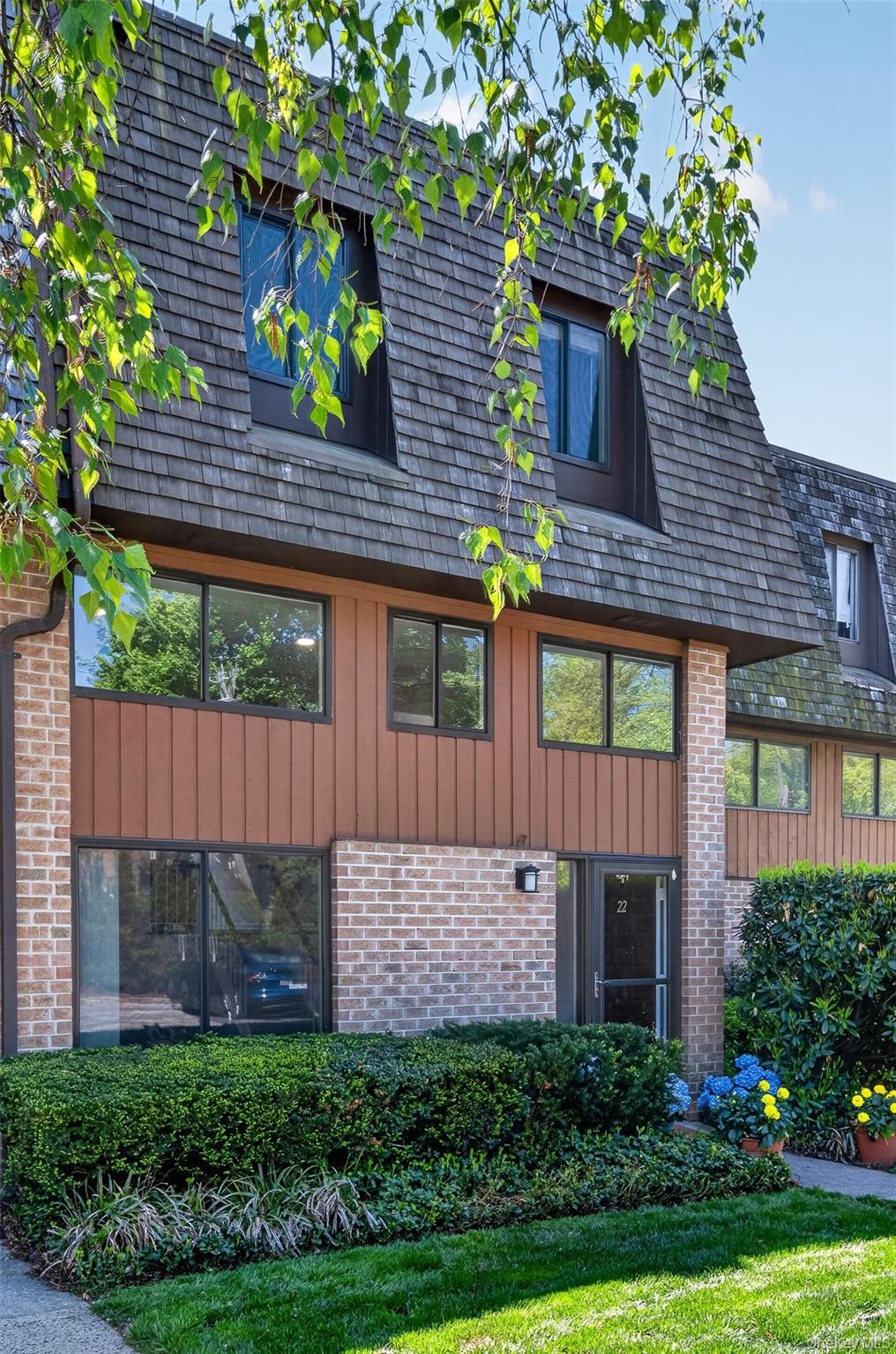 22 The Hamlet