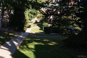 920 Pelhamdale Avenue Unit: D 2K