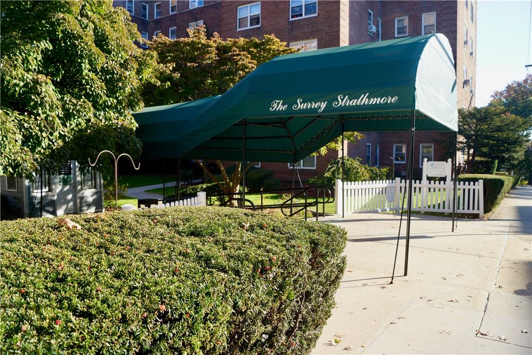 90 Bryant Avenue Unit: 5A Berkley