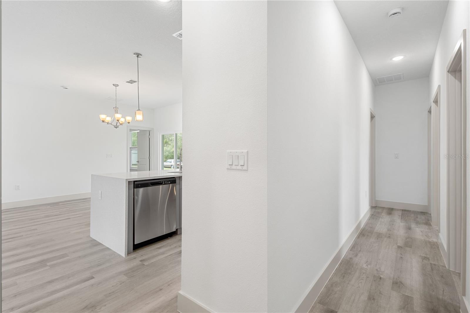 9900 N FAIRY LILY DR