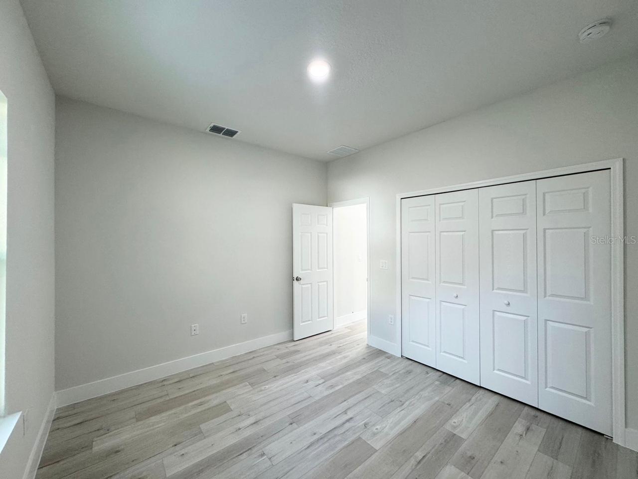 753 W HUMMINGBIRD DR
