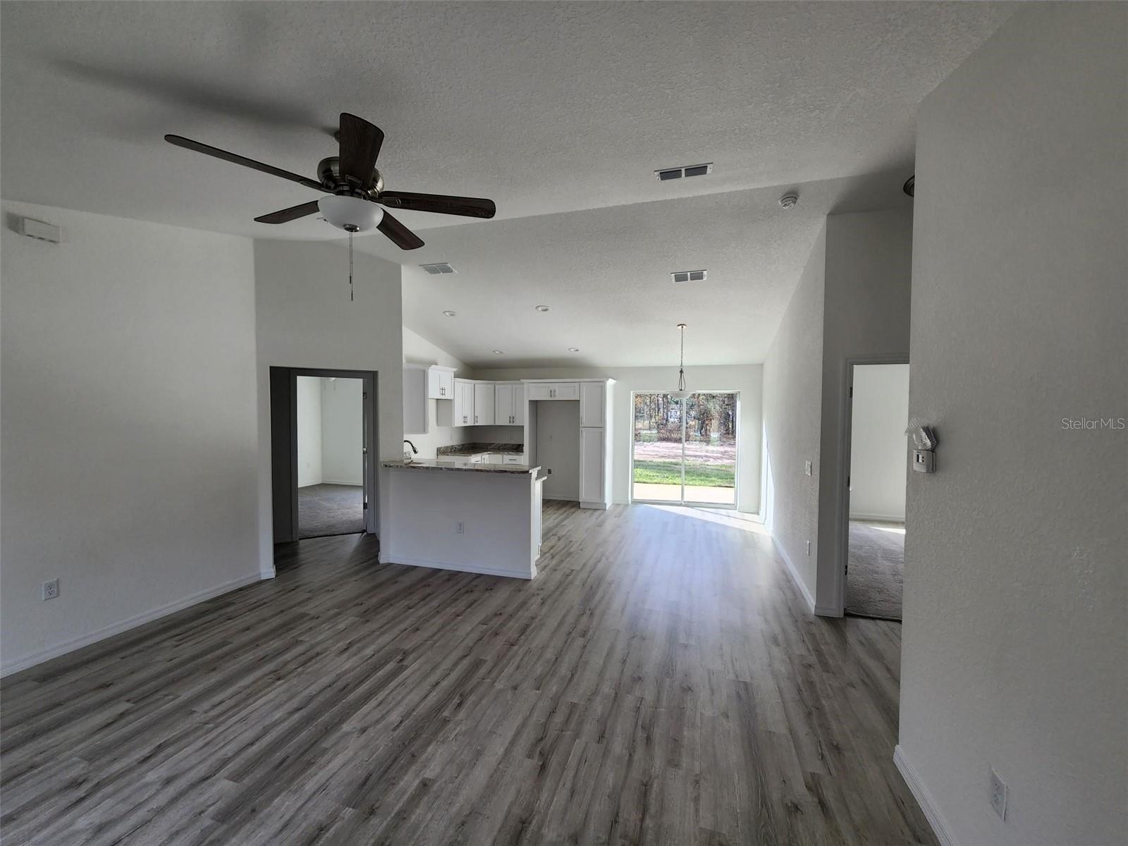290 WINDING HILLS RD