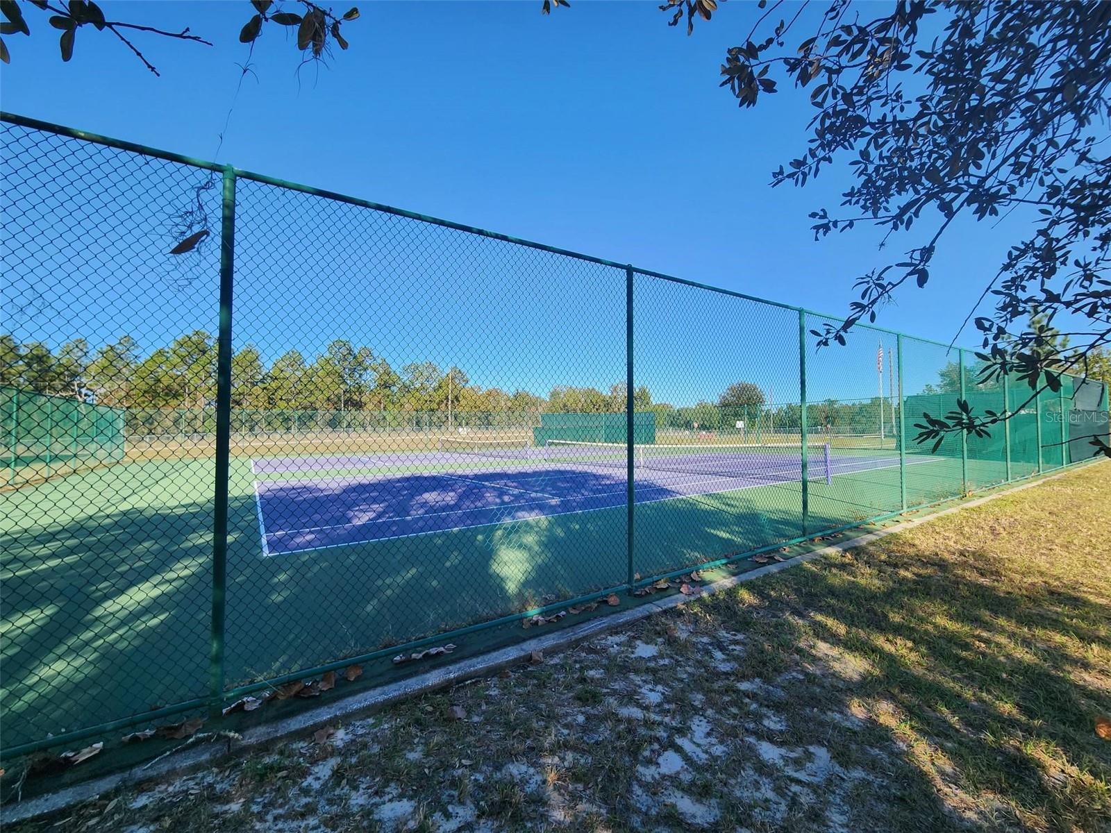 290 WINDING HILLS RD