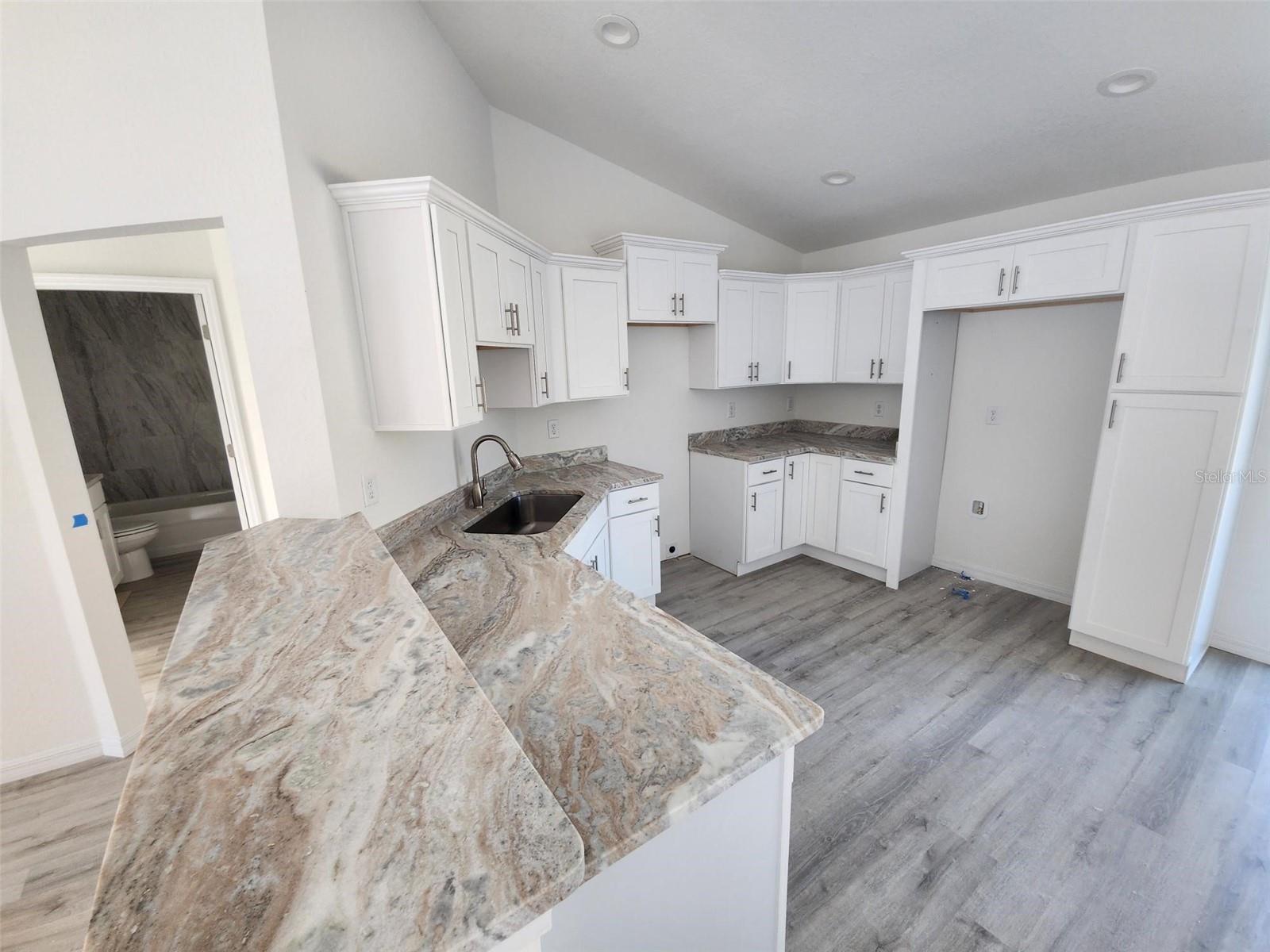 290 WINDING HILLS RD