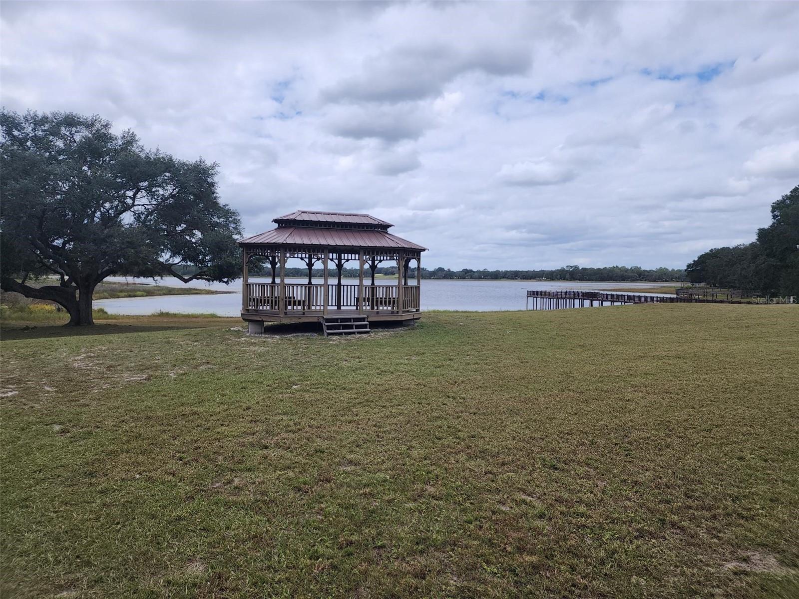 290 WINDING HILLS RD
