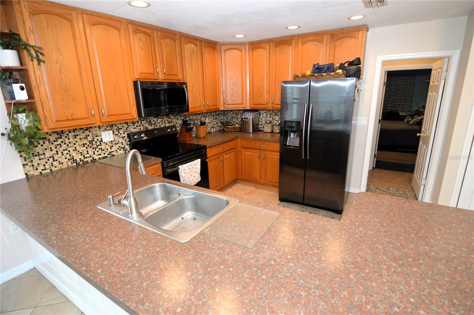 1399 BISHOP RD