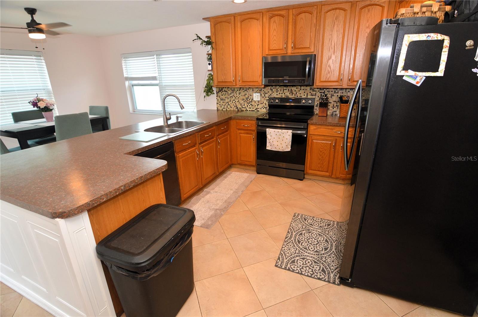 1399 BISHOP RD