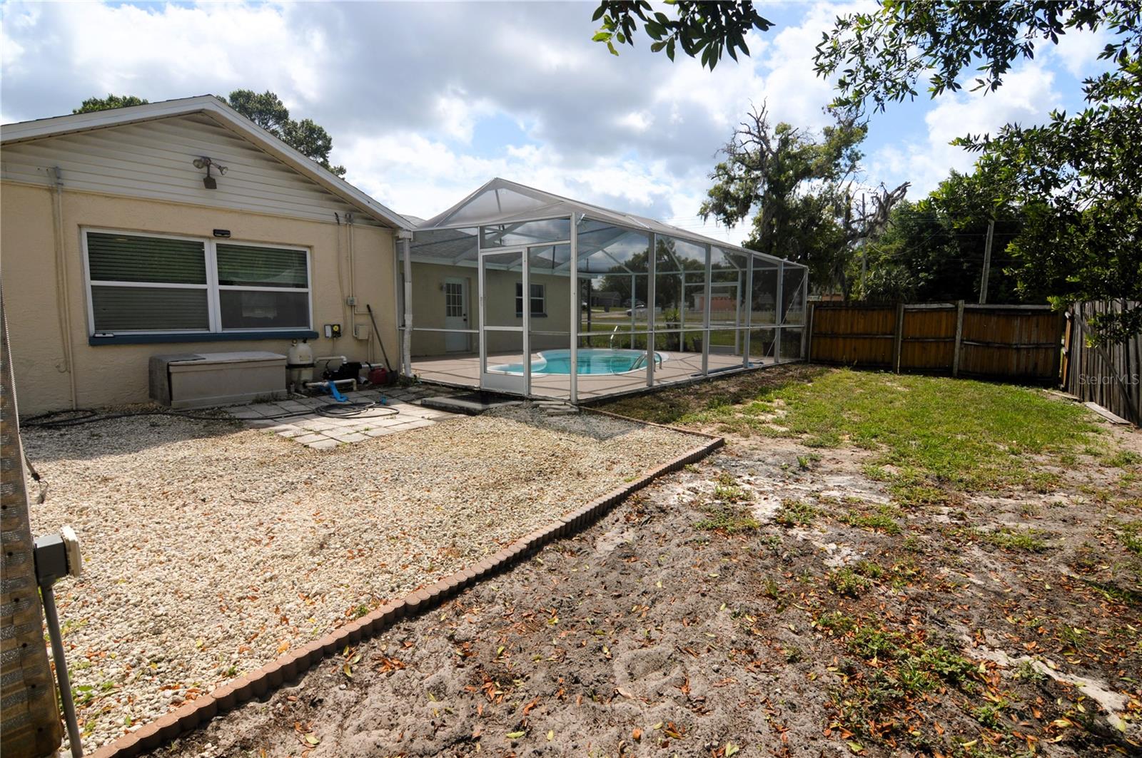 1399 BISHOP RD