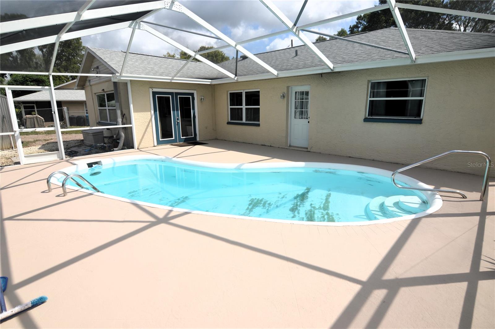 1399 BISHOP RD