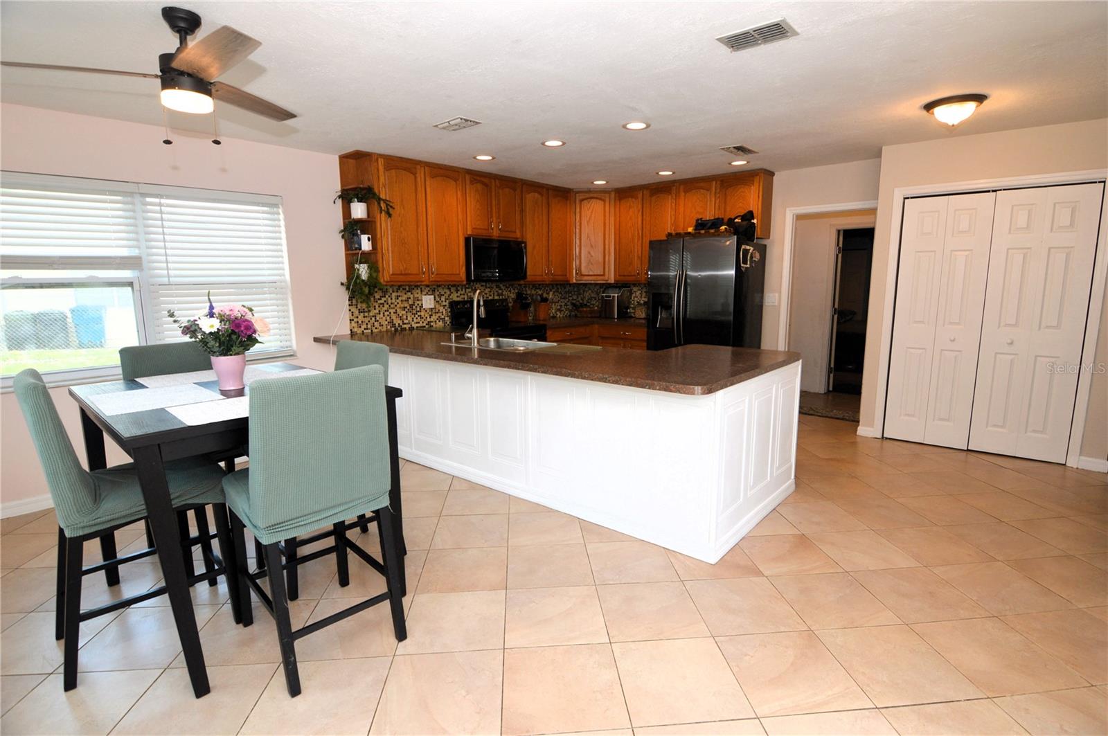 1399 BISHOP RD