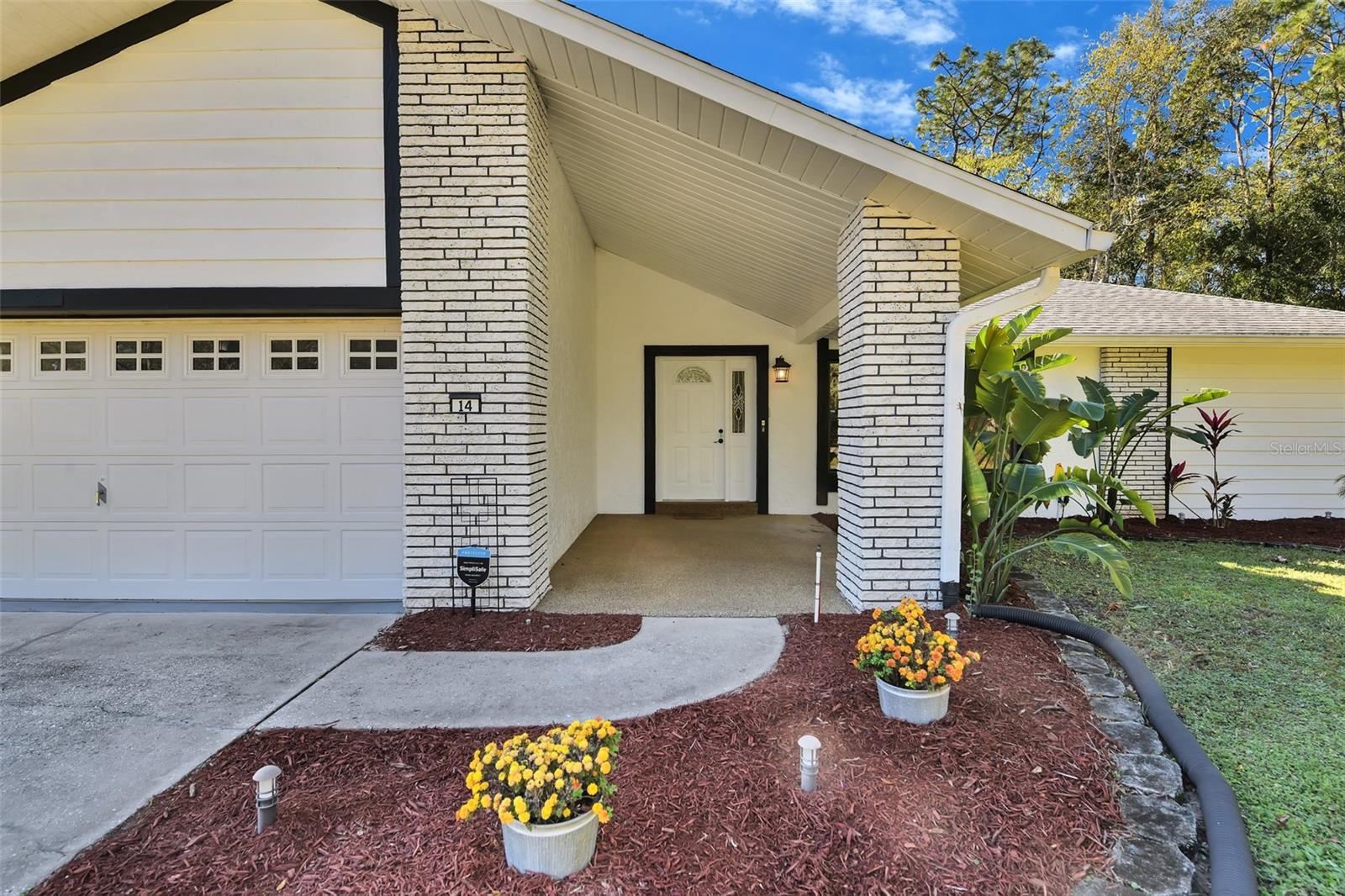 14 SYCAMORE CT S