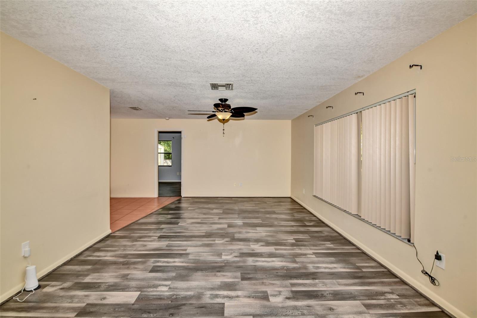 14 SYCAMORE CT S