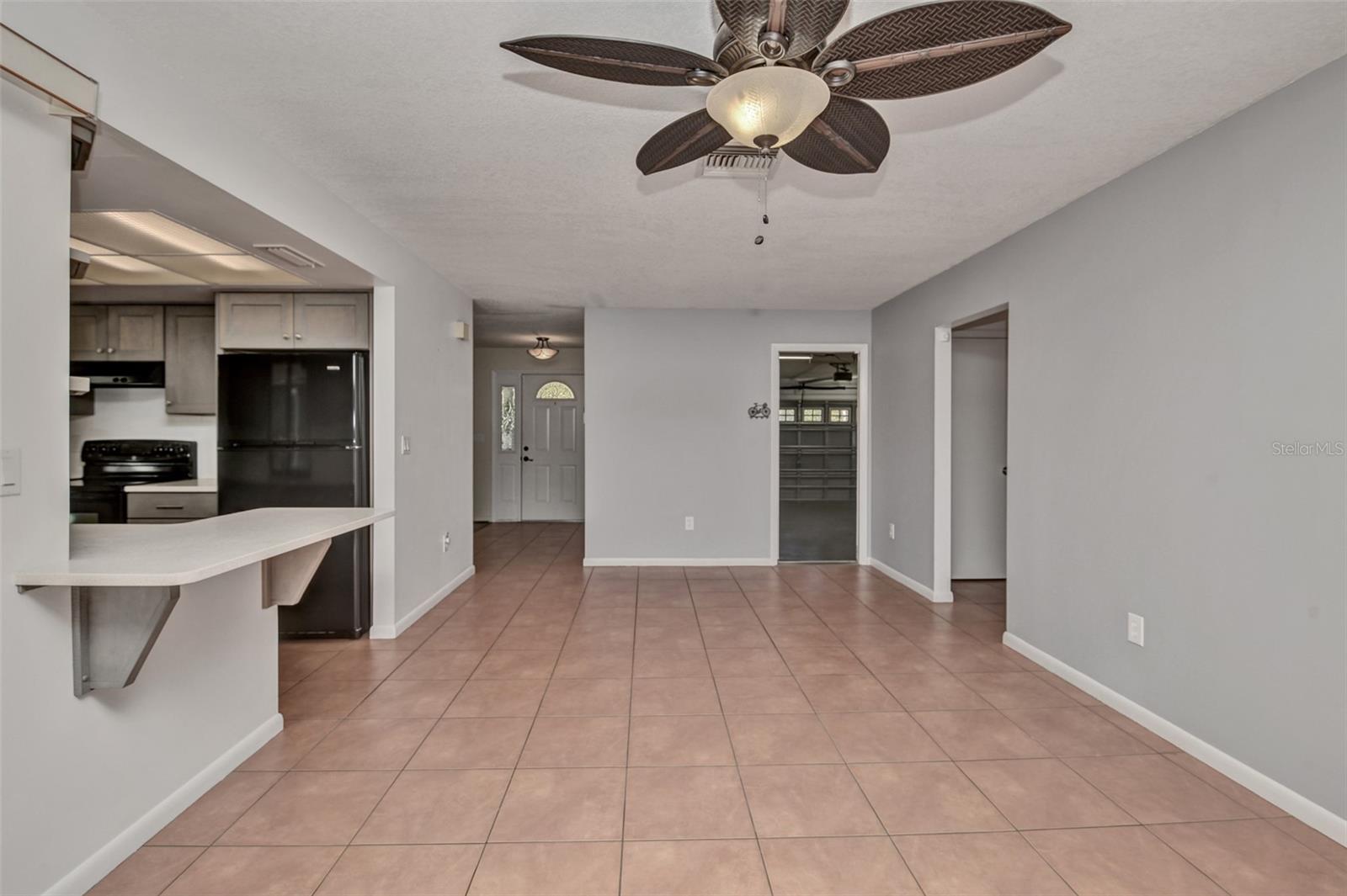 14 SYCAMORE CT S