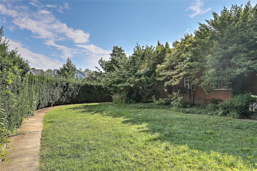 160 Waterman Street 04