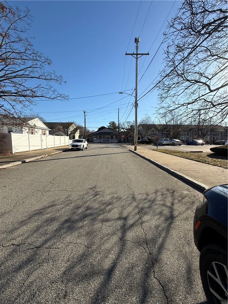 29 Woodbine St Street 9