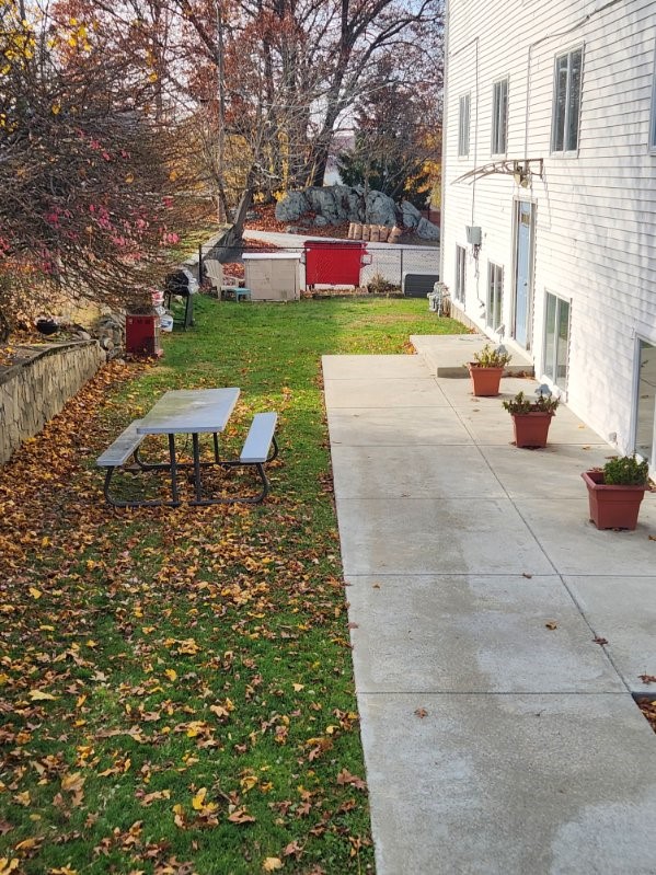 2008 Mineral Spring Avenue 3