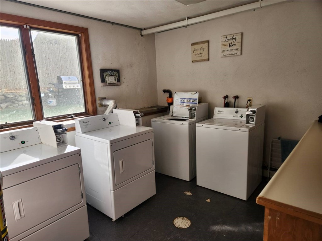 2008 Mineral Spring Avenue 3