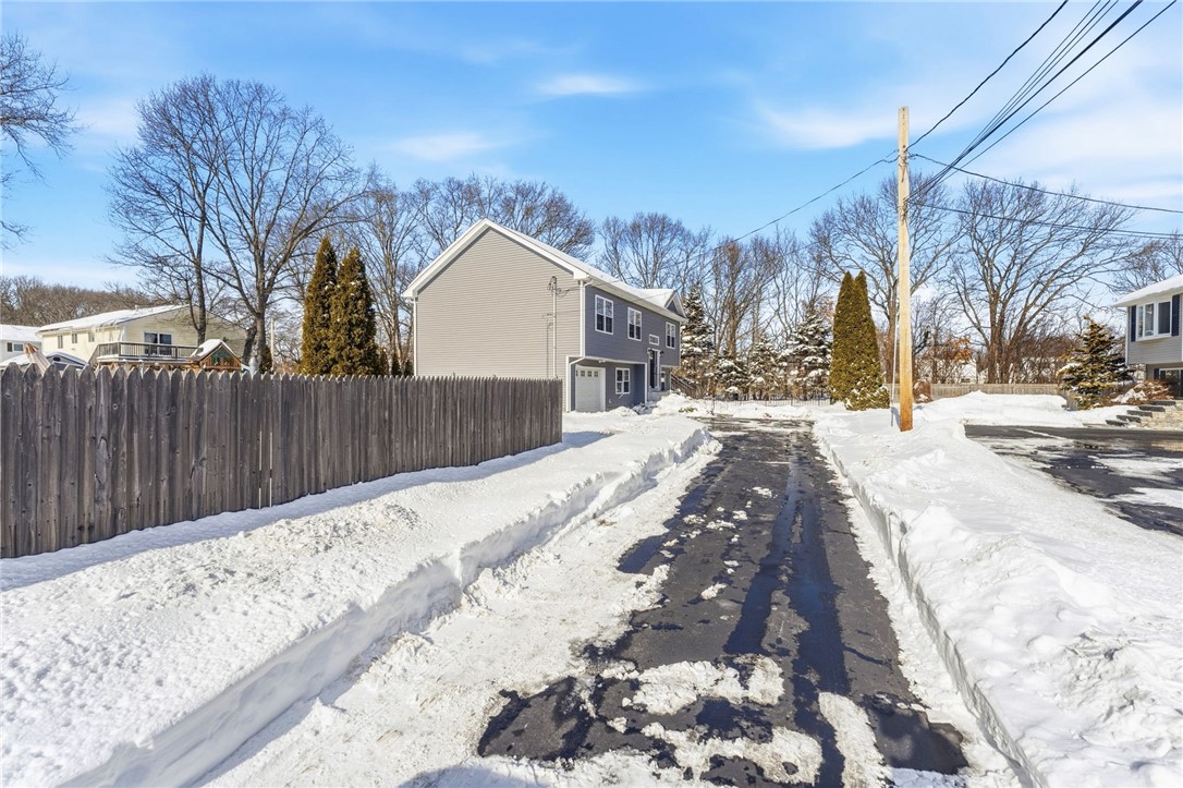 18 Anama Avenue
