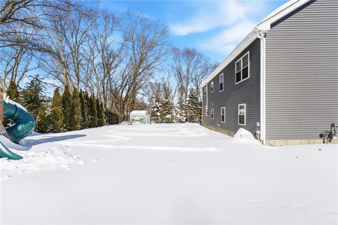 18 Anama Avenue