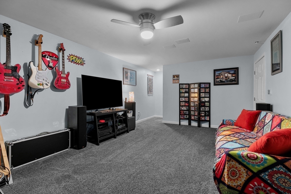 172 Crandall Road
