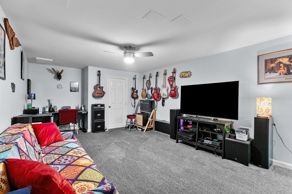 172 Crandall Road