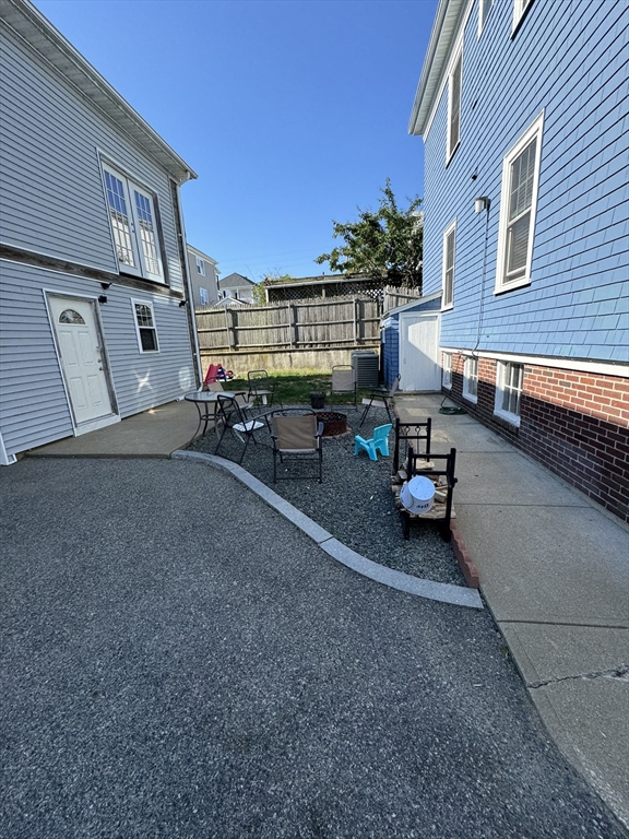 125 Barlow St