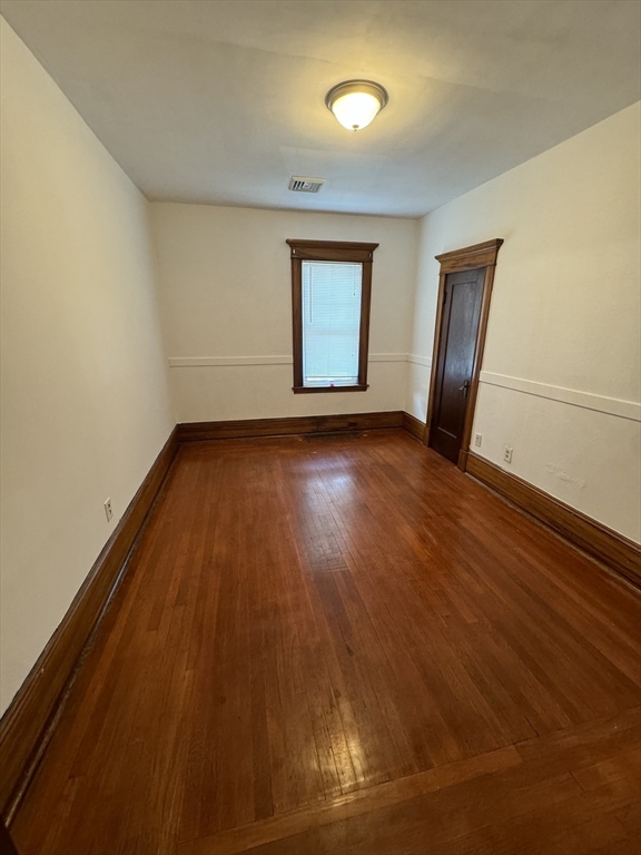 125 Barlow St