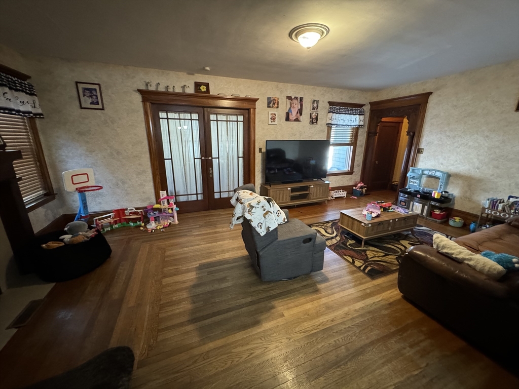 125 Barlow St