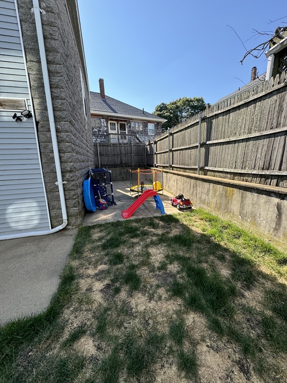 125 Barlow St
