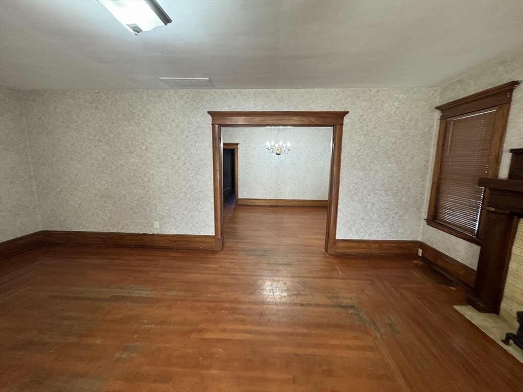 125 Barlow St