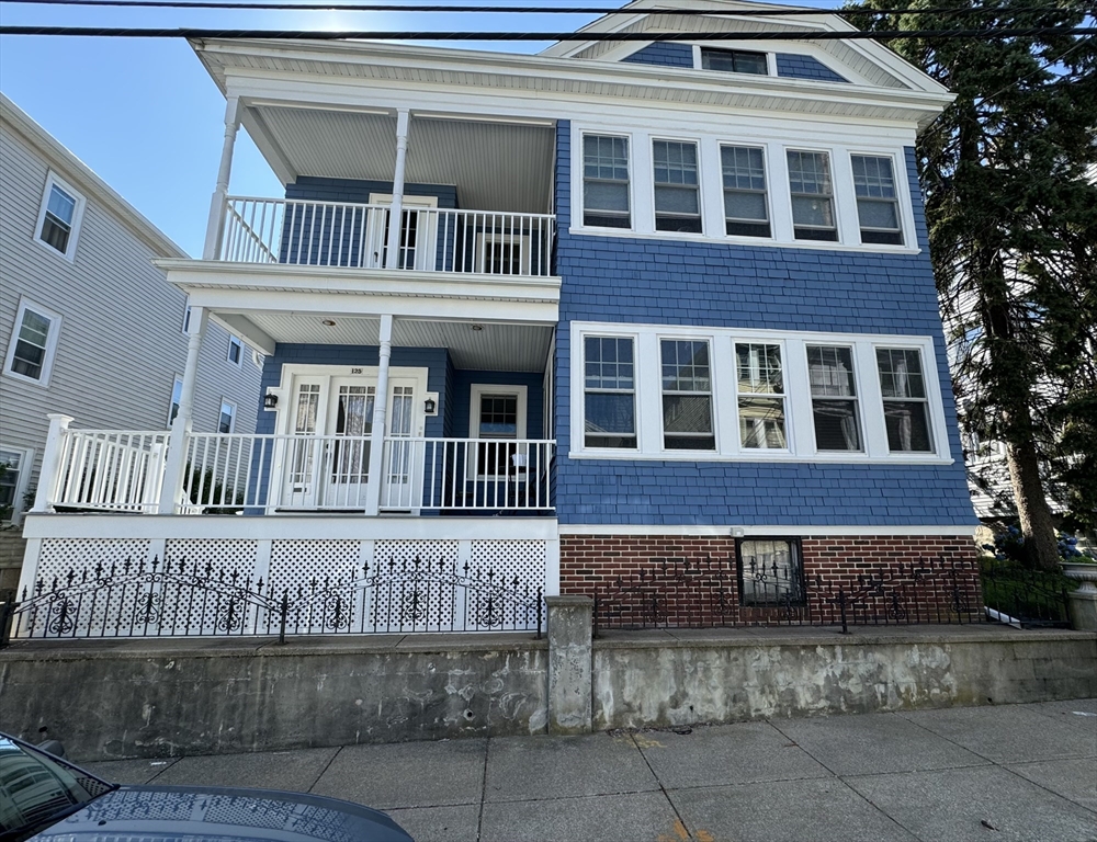 125 Barlow St