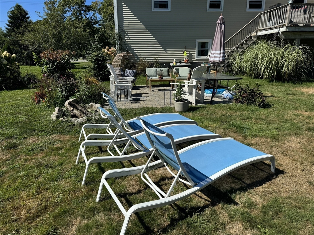 906 Mitchells Lane