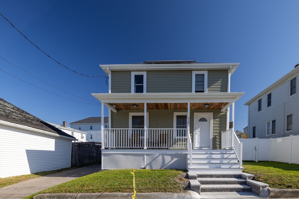 458 King Street