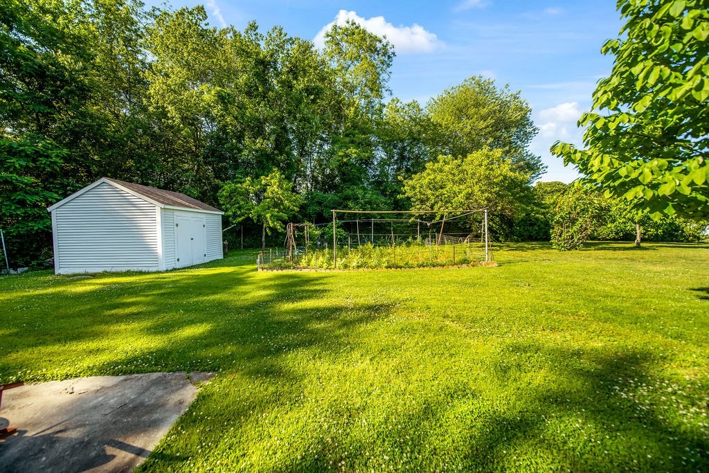 35 Lazywood Lane