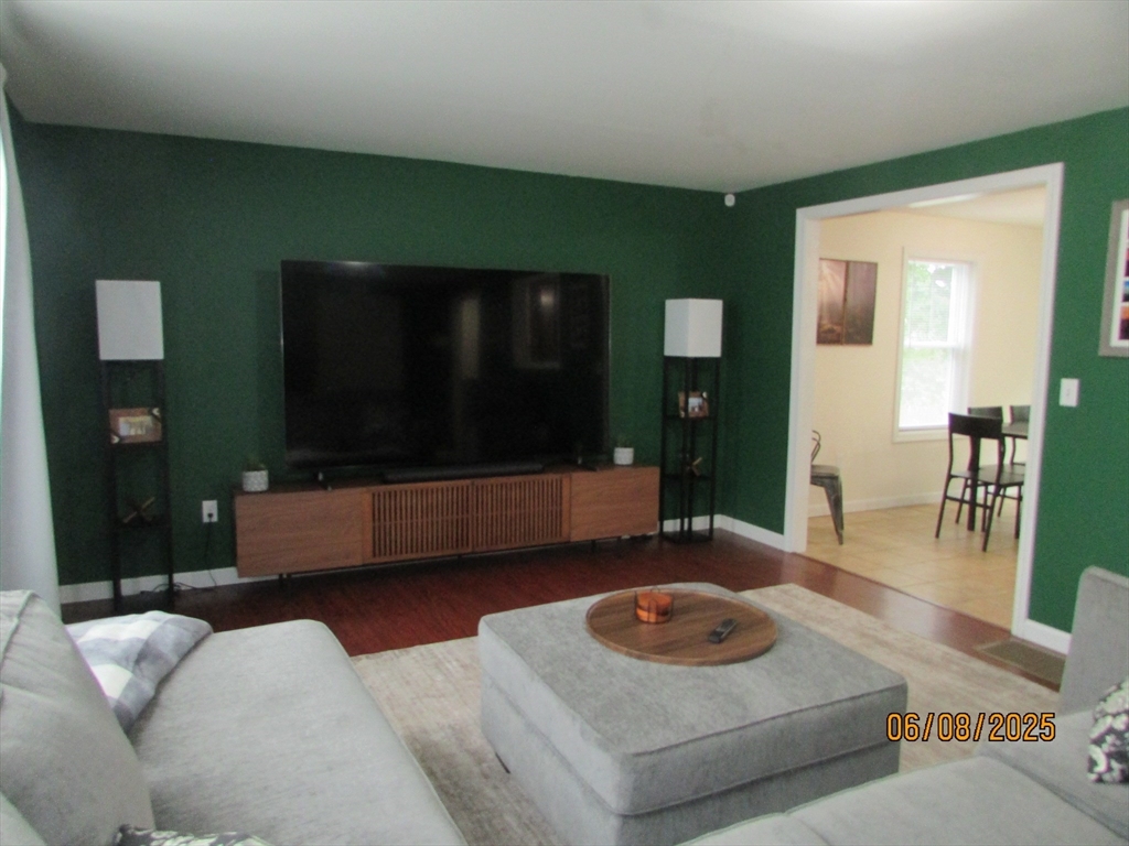 218 R Hart St. # A