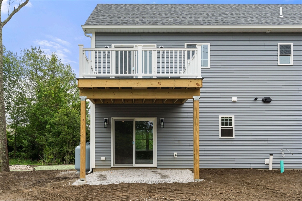 20 Bronson St