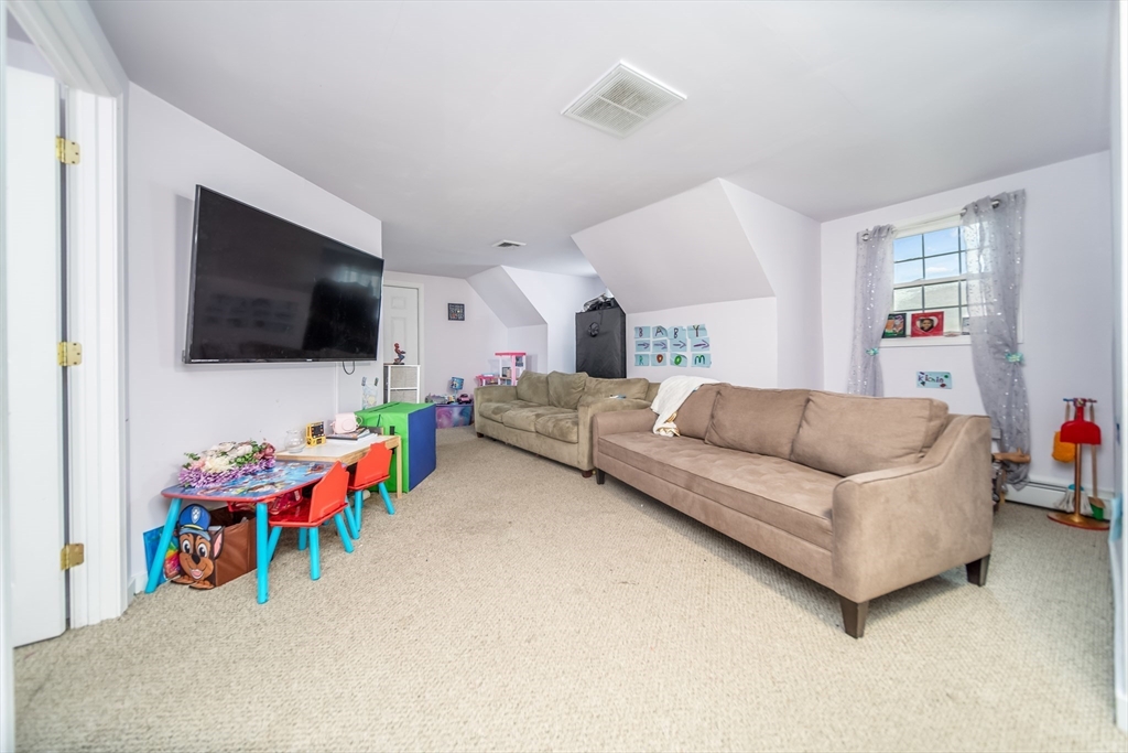 1441 Stafford Rd