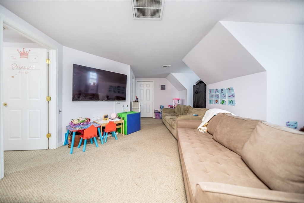 1441 Stafford Rd