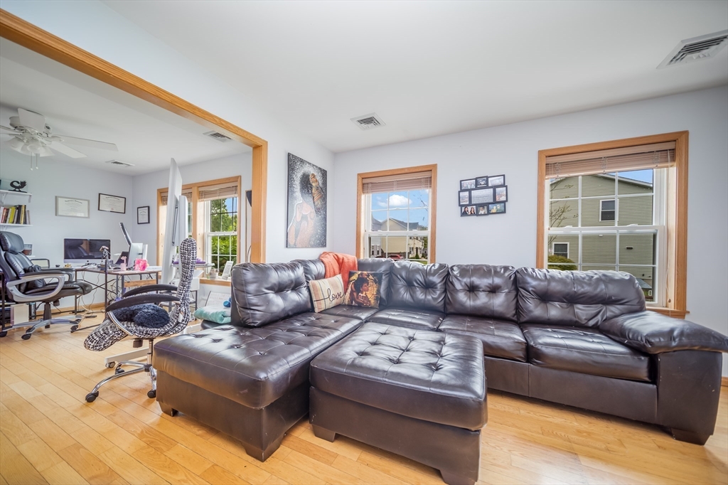1441 Stafford Rd