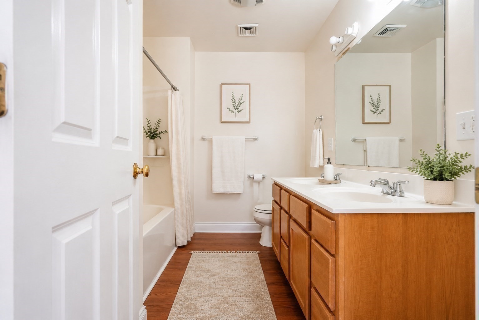 5055 North Main Street # 3