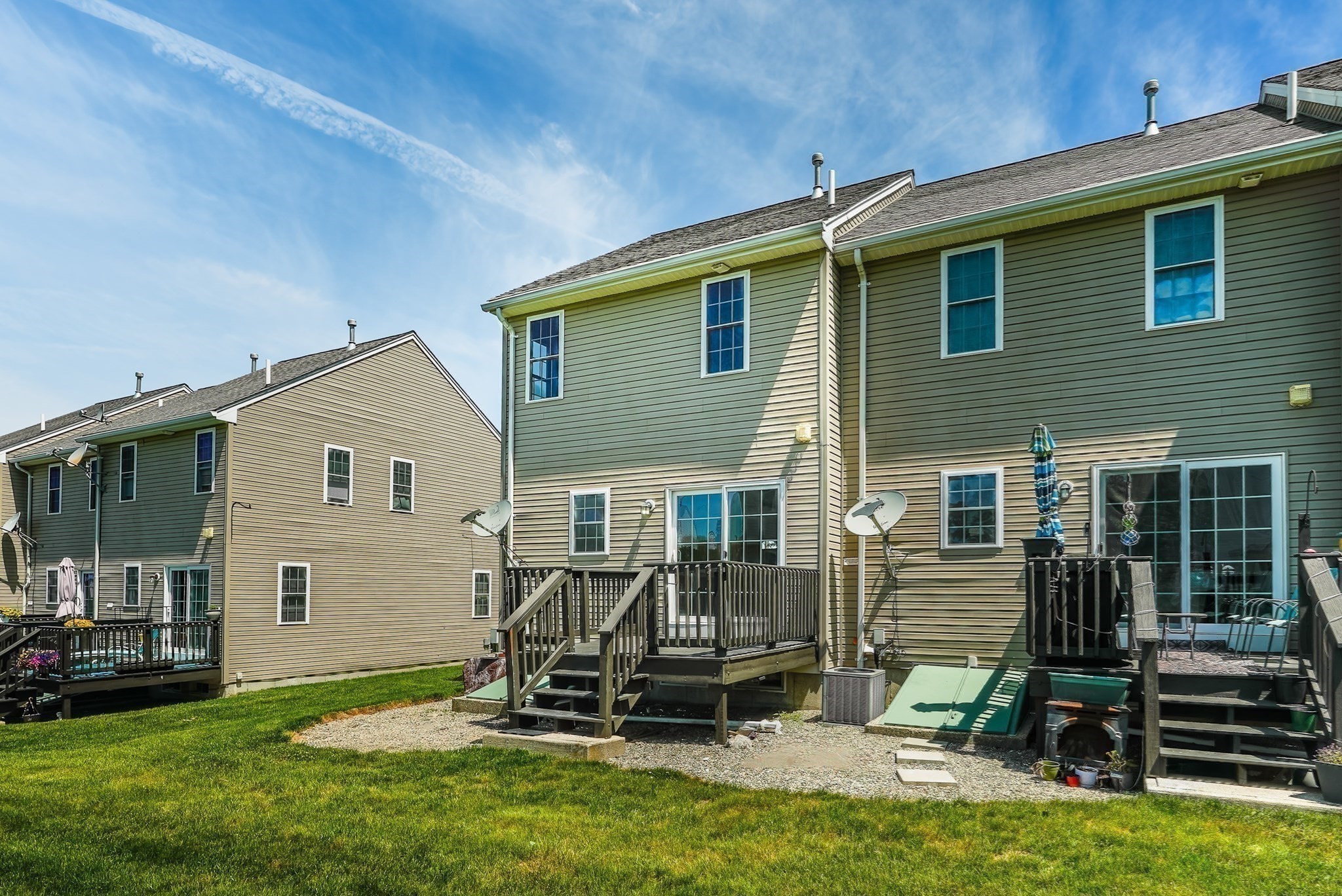 5055 North Main Street # 3