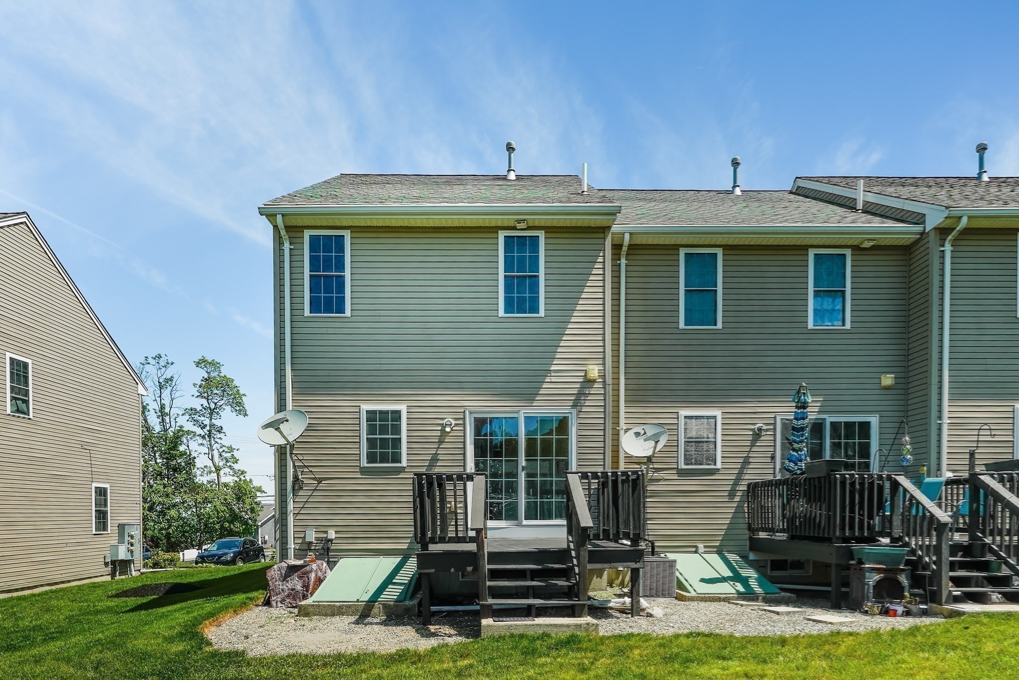 5055 North Main Street # 3