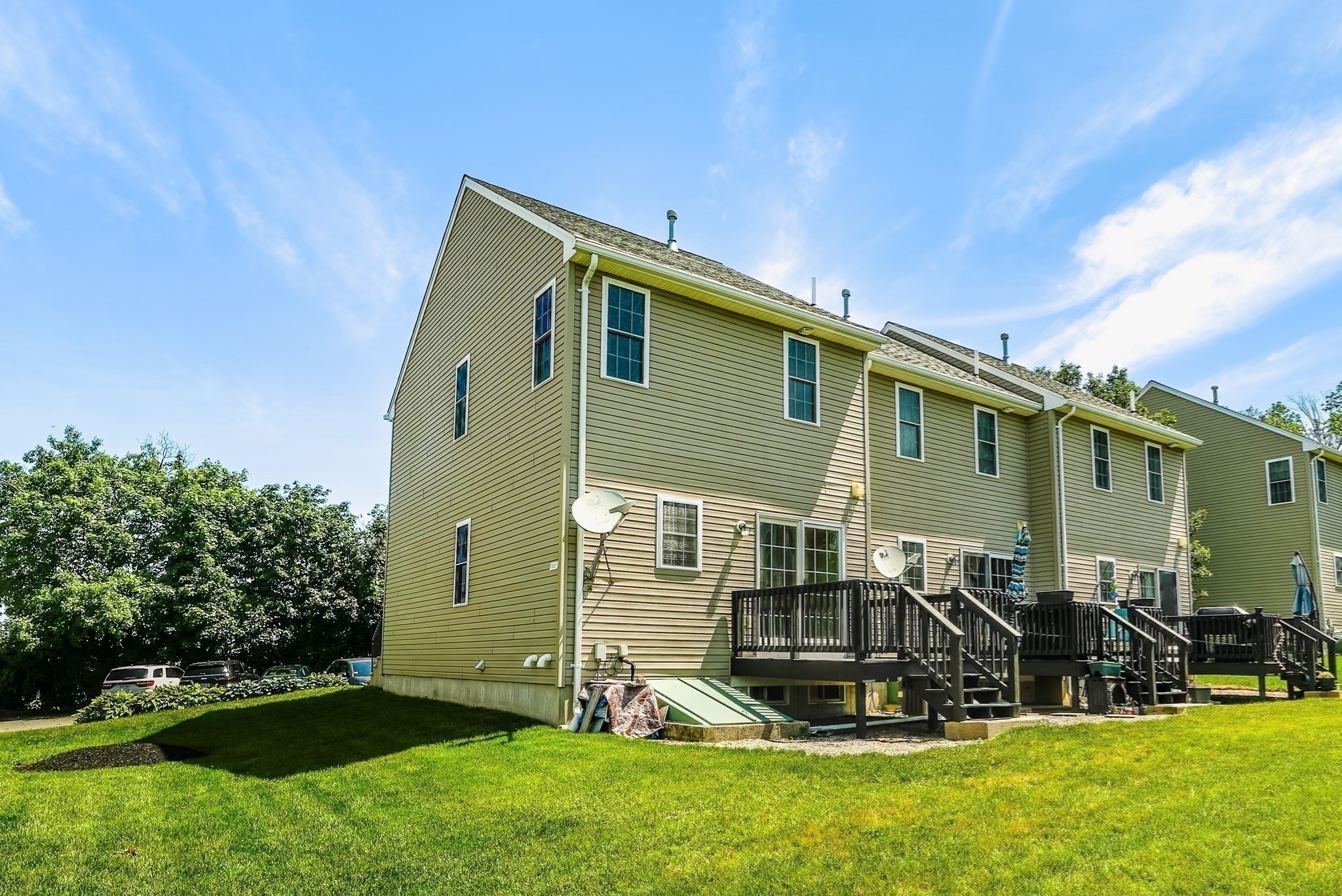5055 North Main Street # 3