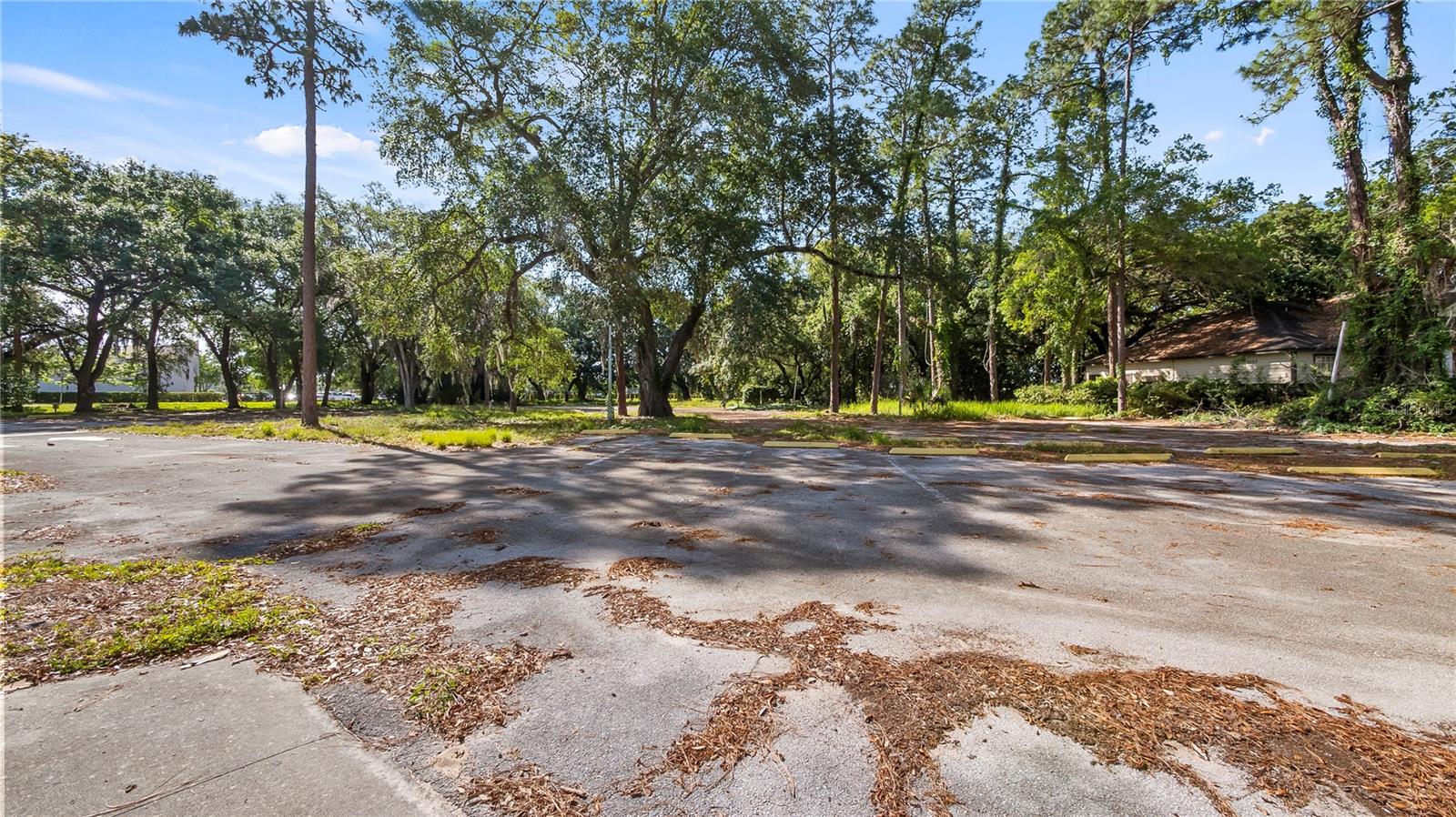 1500 N HOAGLAND BLVD