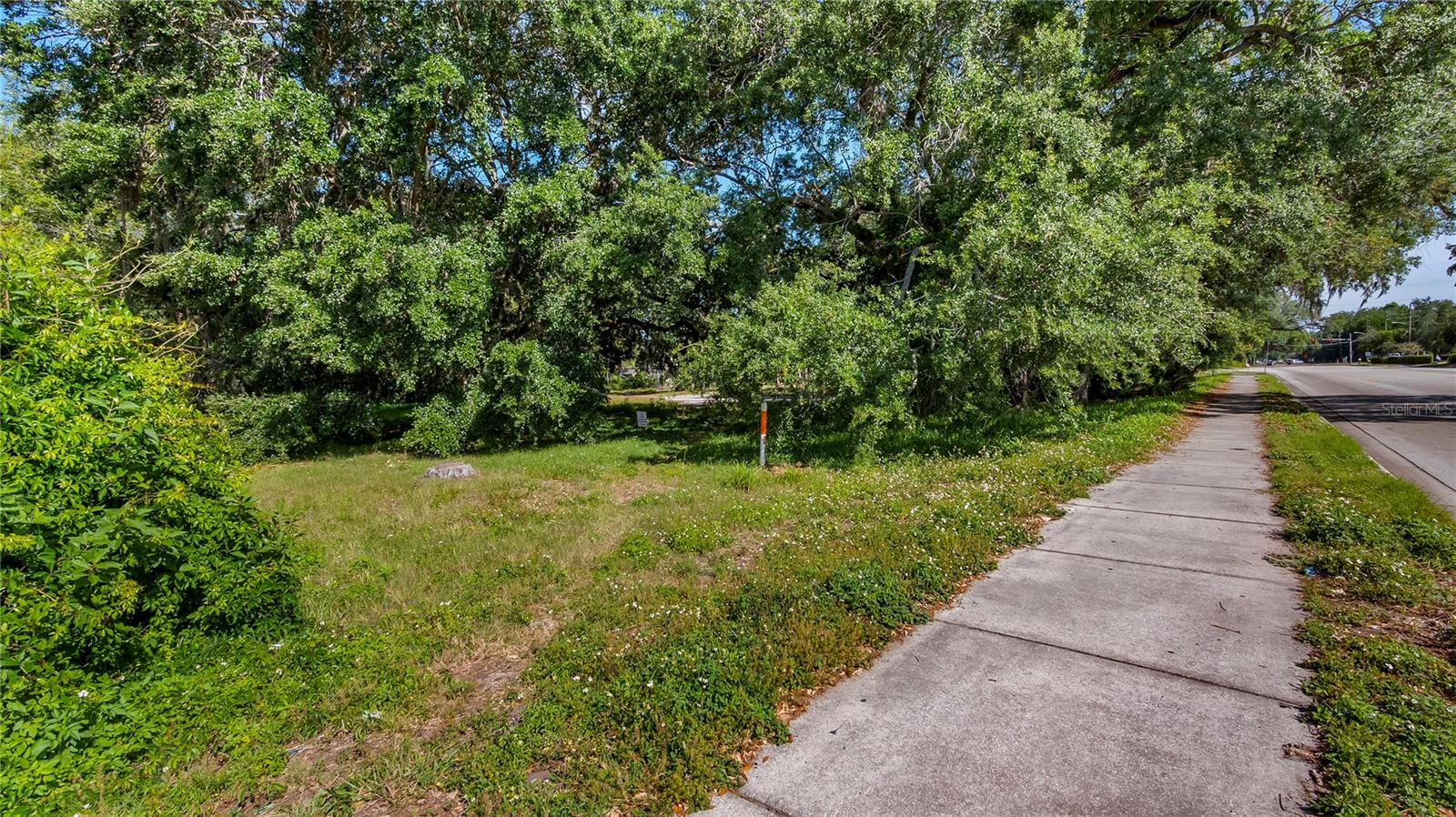 1500 N HOAGLAND BLVD