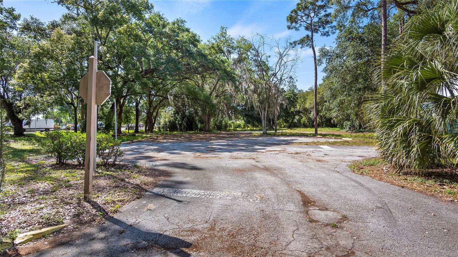 1500 N HOAGLAND BLVD