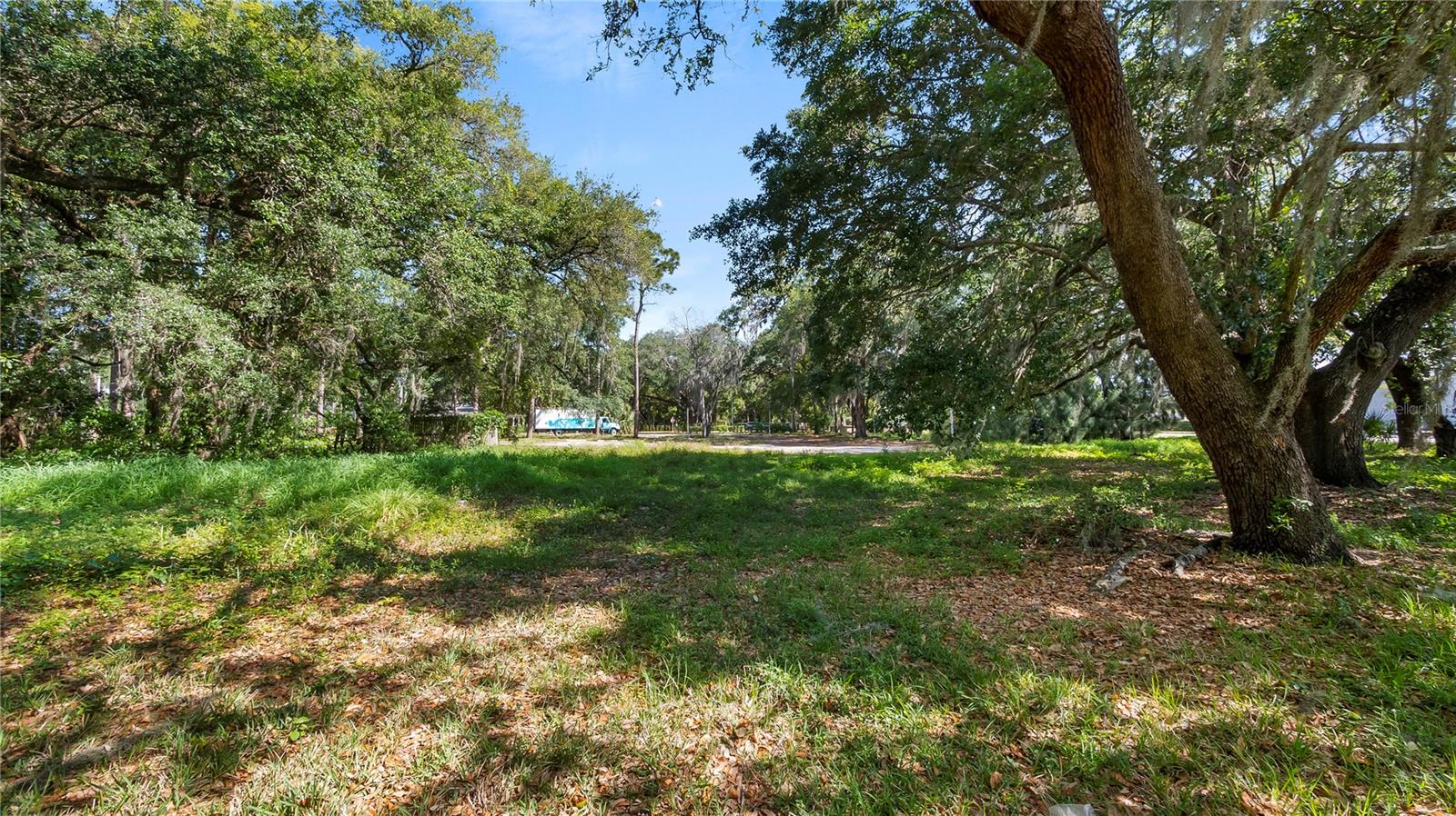 1500 N HOAGLAND BLVD