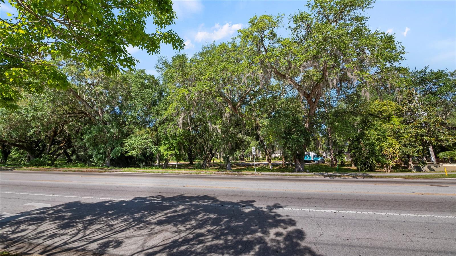 1500 N HOAGLAND BLVD